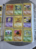 Vintage Pokemon Card Collection 🚨 Over 200+ Cards Lp-Mp All Vintage W.holos - Image 3