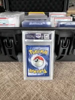 PSA 10 Vulpix 1st Edition Base Set Shadowless 68/102 Pokemon Card - Image 3